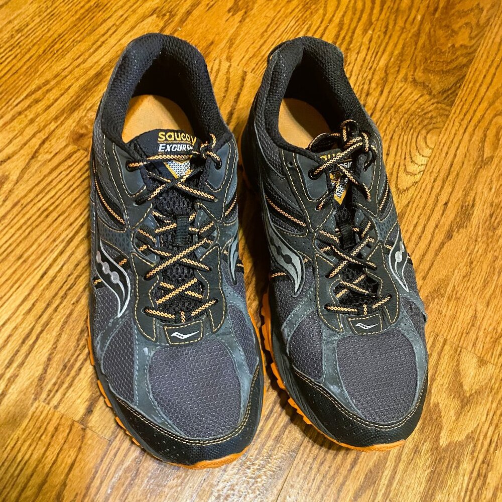 Saucony men's excursion TR7 tennis shoes athletic 10.5 black orange